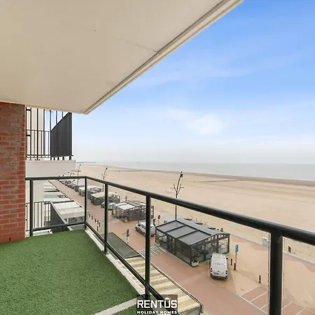 Le Sable Sec - With Unique Views Of The Pier In Blankenberge