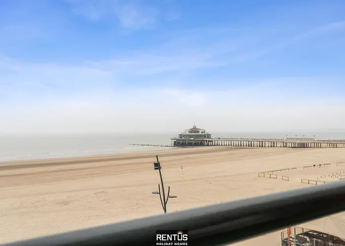 Le Sable Sec - With Unique Views Of The Pier In Blankenberge