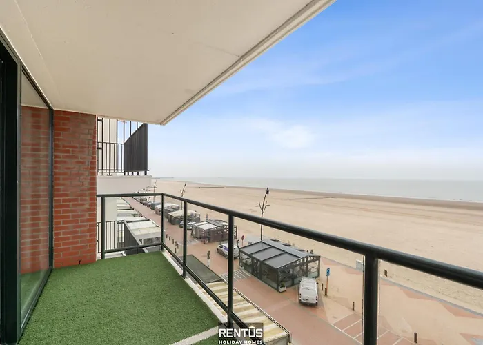 Le Sable Sec - With Unique Views Of The Pier In Blankenberge