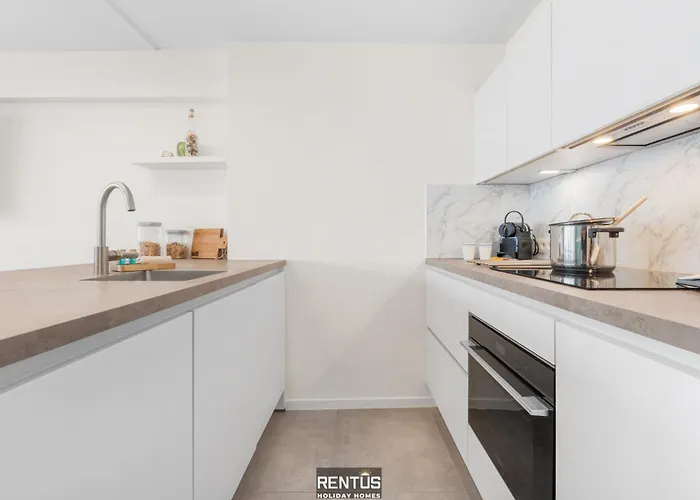 Le Sable Sec - With Unique Views Of The Pier In *